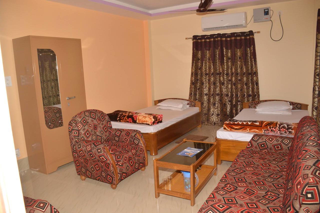 Tezpur Hotel Kaustav المظهر الخارجي الصورة