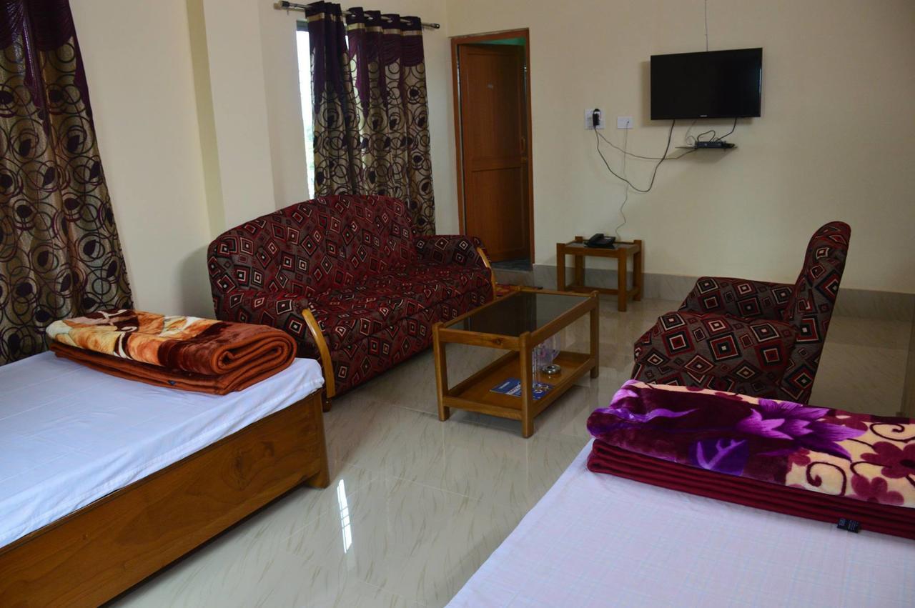 Tezpur Hotel Kaustav المظهر الخارجي الصورة