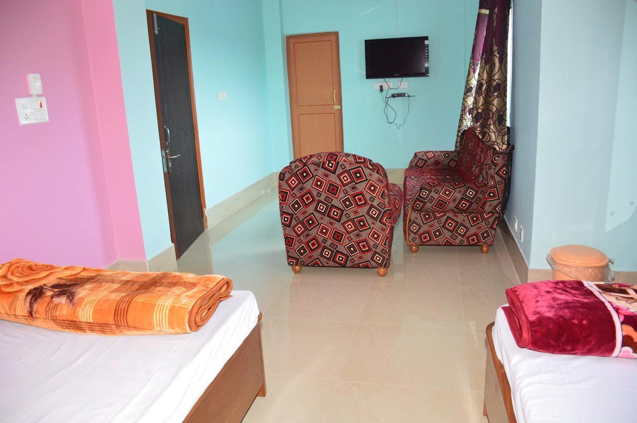 Tezpur Hotel Kaustav المظهر الخارجي الصورة