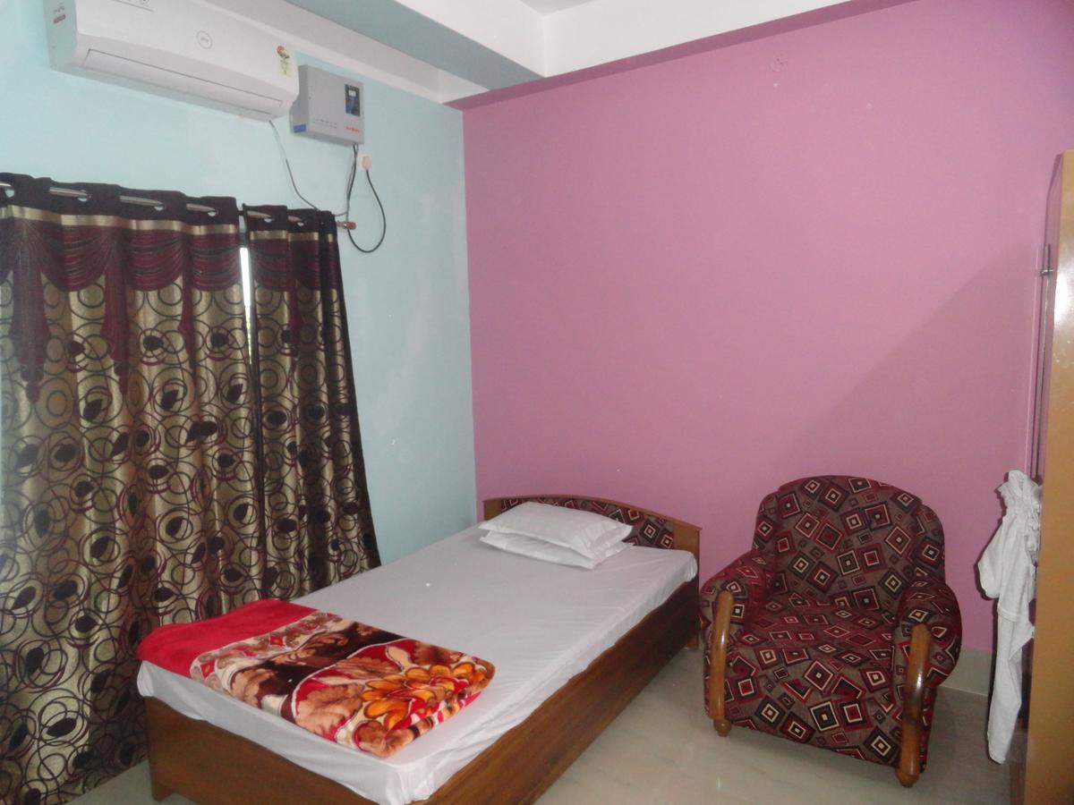 Tezpur Hotel Kaustav المظهر الخارجي الصورة